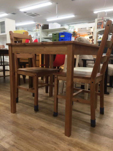 ダイニングテーブル３点セット（ブラウン）です。【トレファク東大阪店】