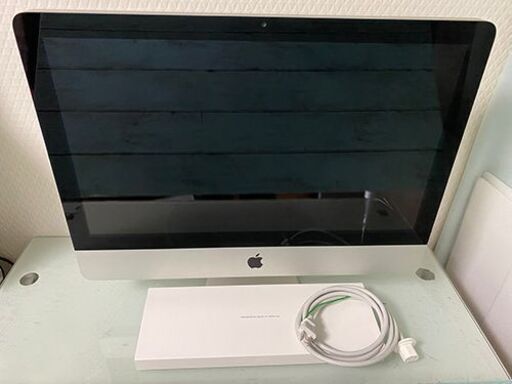 値下げしました！iMac 21.5inch Office Adobe 付 新品純正キーボード付！