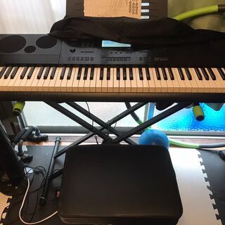  【取引中】電子キーボード  76鍵盤(説明書付き)+4点セット