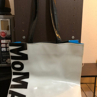MoMA バッグの画像