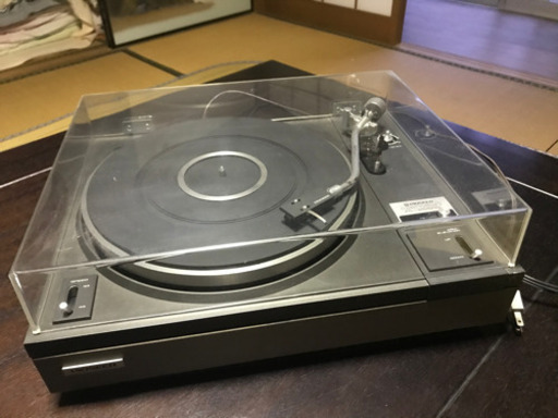レコードプレーヤー