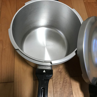 【お取引済】22cm 圧力鍋 ガスコンロ用 coop コープの画像