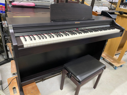 超お薦め品‼️美品‼️ ローランド 電子ピアノRP501R 2019年