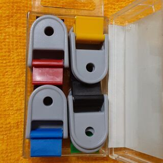 色々なクリップ　　　４点セット　　　中古品の画像