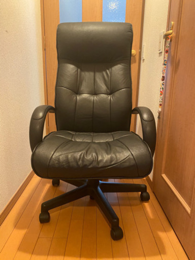 社長椅子　オフィスチェア　美品