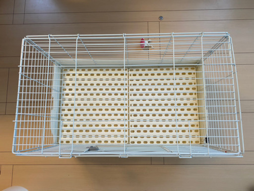 ペット用品（ウサギ、モルモット小動物飼育ゲージ）
