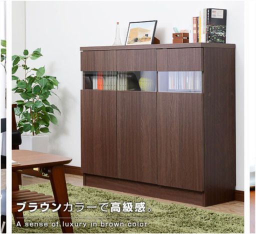 カウンター下収納　食器棚