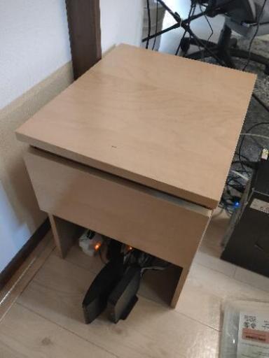 IKEAベッド横収納