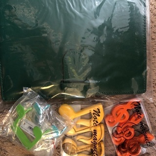 【台東区】新品★音符のミニフック3つとマグネットセット