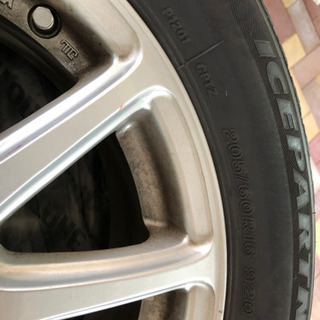 【決まりました】ブリヂストン　アイスパートナースタッドレスタイヤ　アルミホイール　4本の画像