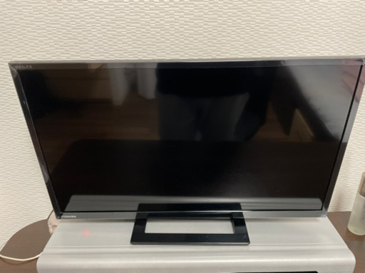 テレビ　TOSHIBA 24インチ