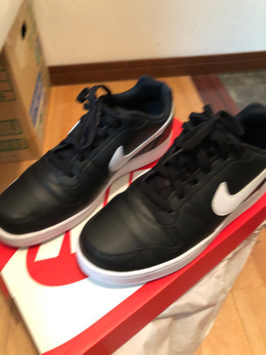 NIKE エバノンLOWスニーカー　黒