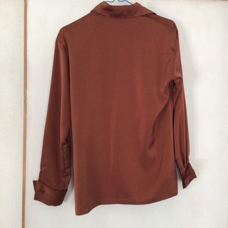 ブラウンブラウス　7R. の画像