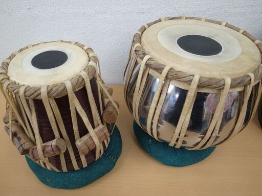 TABLA タブラ ( タブラ― バーヤ ) ケース付き 太鼓 インド 民族 楽器　モノ市場半田店 119