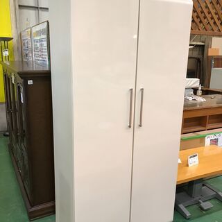 ニトリ　2枚扉ワードローブ　白系