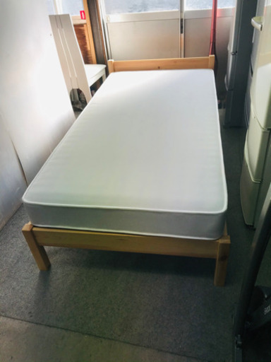 無印良品　パイン材　シングルサイズ　ベッド枠＆マットレス