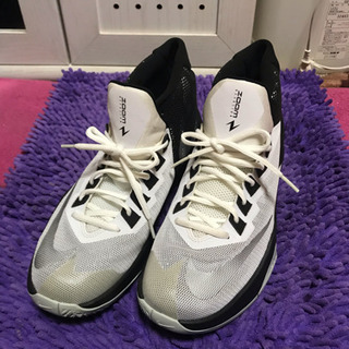 ♦️新品未使用 NIKE ZOOM DEVOSION ハイカット...
