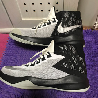 ♦️新品未使用 NIKE ZOOM DEVOSION ハイカットスニーカーの画像
