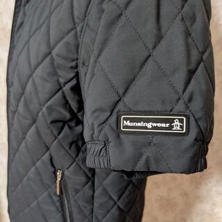 【マンシングウェア】キルティング半袖　レディース用の画像