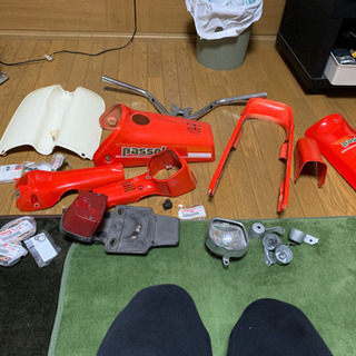 ☆限定品  パッソルミリオン外装＋部品 ¥ 20,000