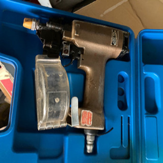 釘打ち機　ミニ？