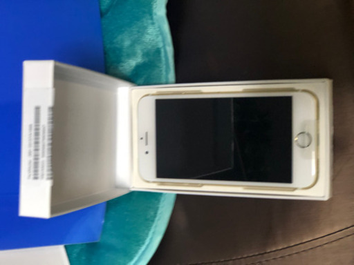 iPhone6s  Newバッテリー　SIM Free  128g  gold    From Apple store