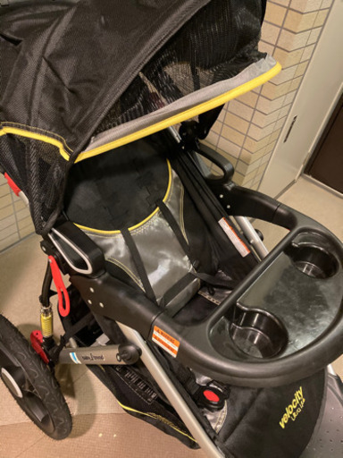 Baby Trend 3輪ベビーカー