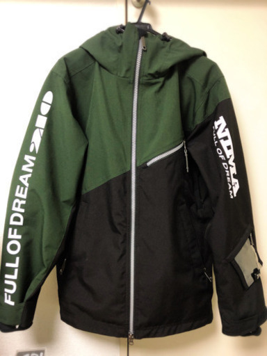 スノボウェア　S NIMA