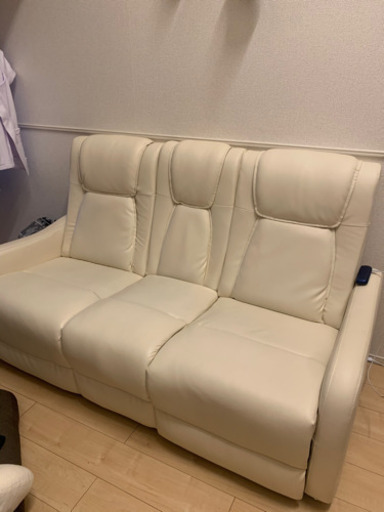 電動リクライニングソファー　