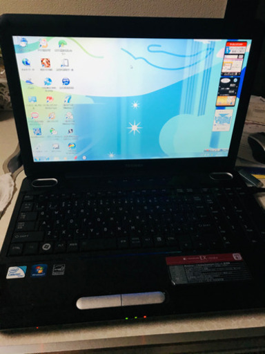 ノートパソコン　toshiba EX/35LBLk