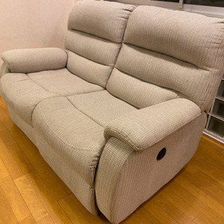 ニトリ電動リクライニングソファ【2人掛け】の画像