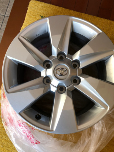 ランドクルーザープラド　新車外し　純正ホイール　17インチ