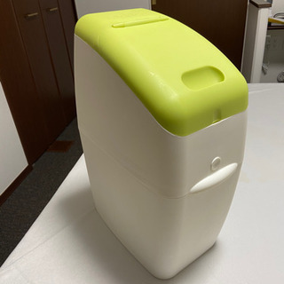 におわなくってポイ アップリカ オムツゴミ箱