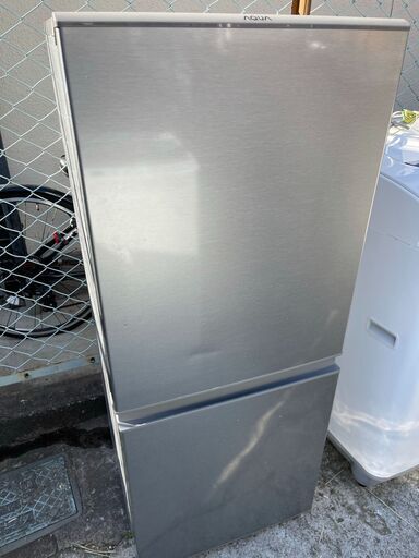 都内近郊無料で配送、設置いたします　2019年製　冷蔵庫　AQUA　AQR-13H　AQ01