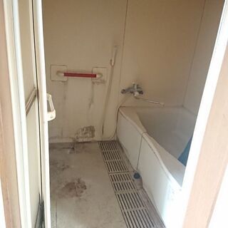 解体現場　ユニットバス一式差し上げます