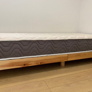 値下げ！売ります！セミシングルベットの画像