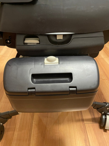 コンビネムリラ 電動ハイローチェア