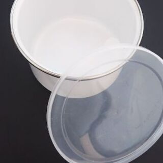 ホーロータッパー容器の画像