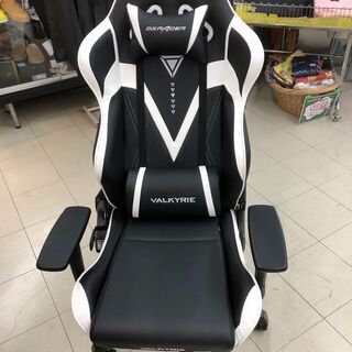 【店頭お渡し】キレイめ　3か月使用　DXRacer (ディーエックスレーサー) 極上ゲーミングチェア　ヴァルキリーシリーズ Valkyrie　VB-03WH