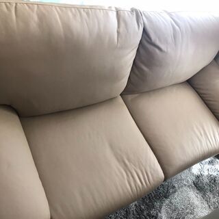 三人掛けソファ＋カバー＋オットマン　2000円でお譲りします