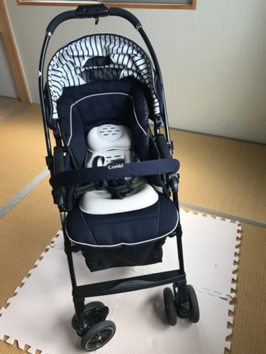 コンビ Combi 商品名 : メチャカルハンディ オート4キャス plus エッグショック 