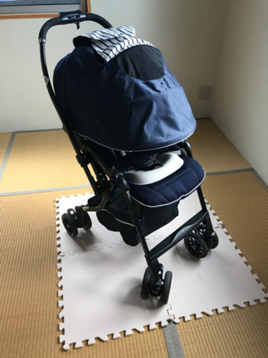 コンビ Combi 商品名 : メチャカルハンディ オート4キャス plus エッグショック 