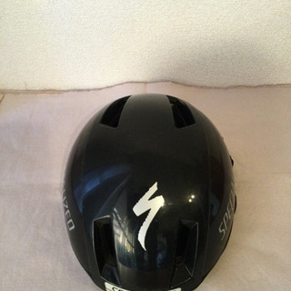サイクリング用ヘルメットの画像