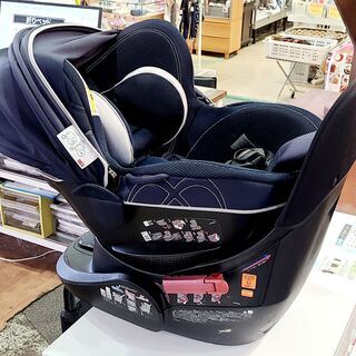 愛品館市原店】エールベベ 回転型チャイルドシート クルット4sグランス