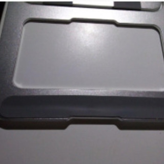 【新品未使用】パソコンスタンド　冷却効果　アルミニウム製　無段階調整可能の画像