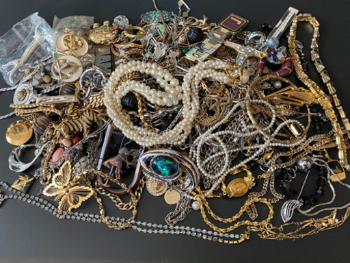 アクセサリー　まとめ売り　50点以上　約２キロ