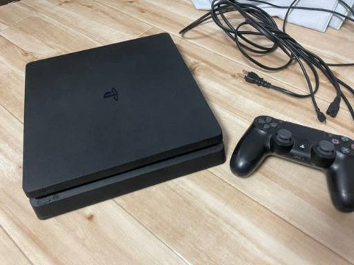 PS4本体　CUH-2000A