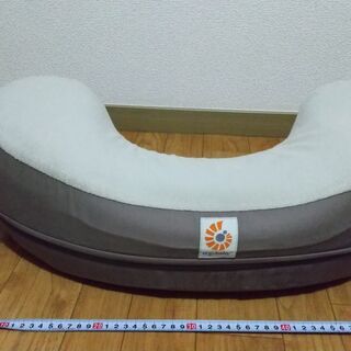 Ergobaby エルゴベビー　ナーシングピロー　授乳クッション