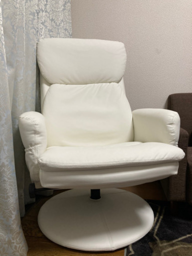 現金でも可能‼️ネイルチェア　ホワイト