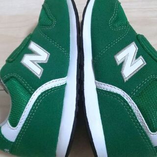 ニューバランス 996 16cm ☆超美品☆ グリーン キッズシューズ※ご相談中の画像